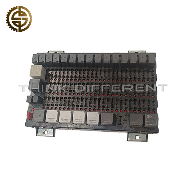 Fuse Box Central Electrical Assembly DZ9718584381 For Shacman L3000 Diesel Tow Truck Parts Original Equipment Manufacturer (OEM) High-Quality Chinese Parts