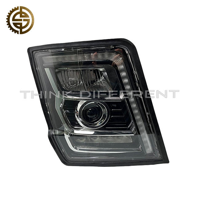 Truck Left/Right Front Combination Light DZ97189723351/L DZ97189723361/R For SHACMAN Truck Parts High Brightness Waterproof & Dustproof Easy installation High Quality Parts