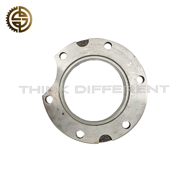 Through Shaft Oil Seal Housing 99014320141 For SINOTRUK FOTON Heavy-Duty Truck Parts Forged Steel Wear-Resistant Seal Flange Base Replacement Parts For Cargo Truck Axle Overhaul