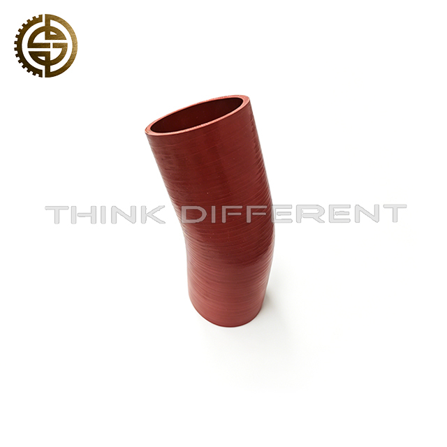 5557851 High Temperature Resistant Curved Hose Heavy Duty Truck Cooling System Replacement Parts