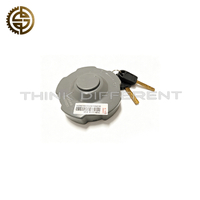 712W12210-0101 Lockable Fuel Tank Cap Replacement Spare Parts For Sinotruk Heavy Duty Truck