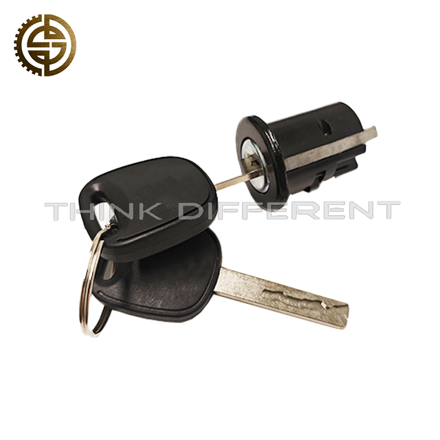 SZ9460007000-SX Steering Wheel Lock Cylinder with Keys For SHACMAN Truck Spare Parts Vehicle Anti-Theft System Parts