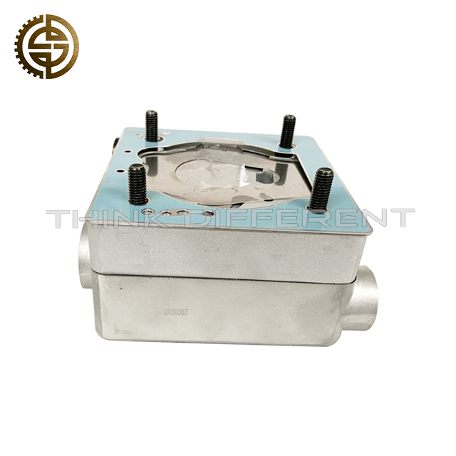 5575523 Air Compressor Cylinder Head High Pressure Air Pump Head Assembly For Foton Cummins Diesel Engine